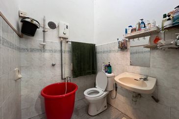 Taman Mawar, Bandar Baru Salak Tinggi