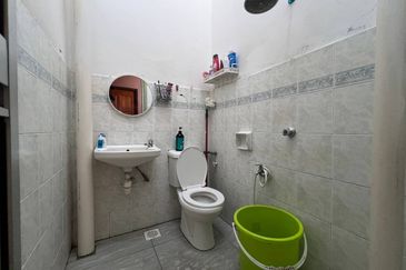 Taman Mawar, Bandar Baru Salak Tinggi