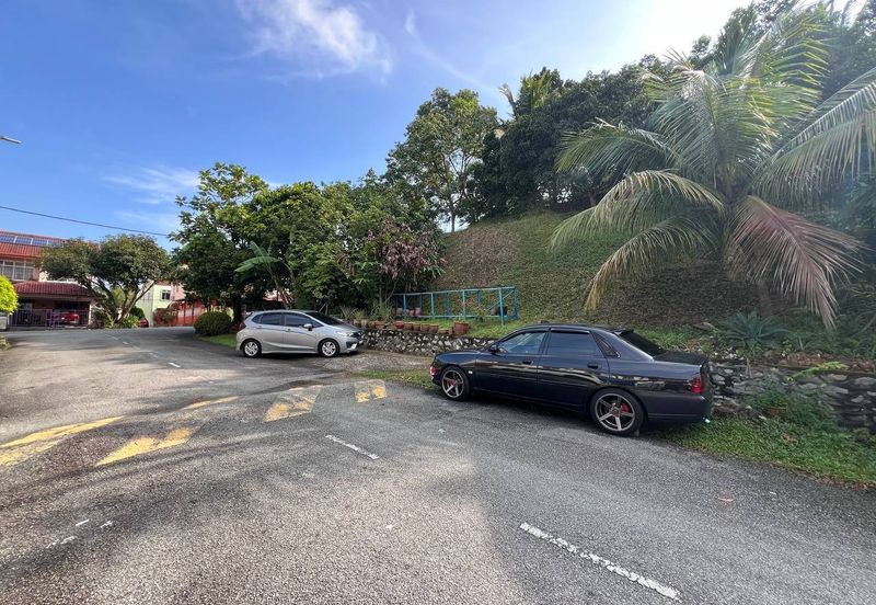 Taman Mawar, Bandar Baru Salak Tinggi