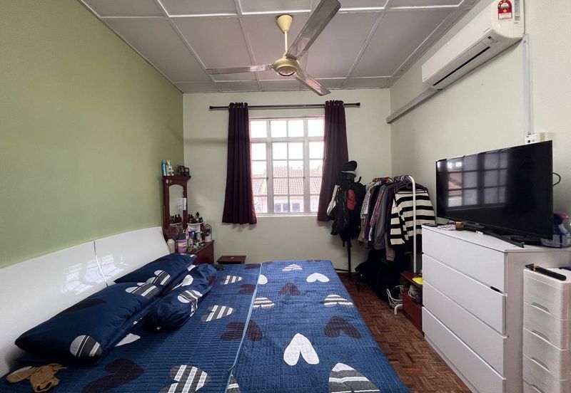 Taman Mawar, Bandar Baru Salak Tinggi