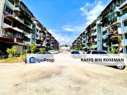Flat Desa Serdang Seri Kembangan, Selangor, Seri Kembangan