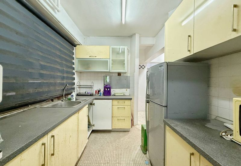 Dahlia Apartment, Pandan Indah