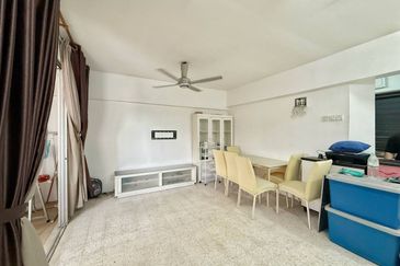 Dahlia Apartment, Pandan Indah