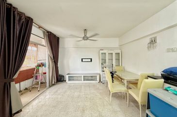 Dahlia Apartment, Pandan Indah