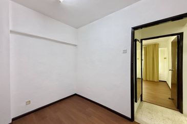 Dahlia Apartment, Pandan Indah