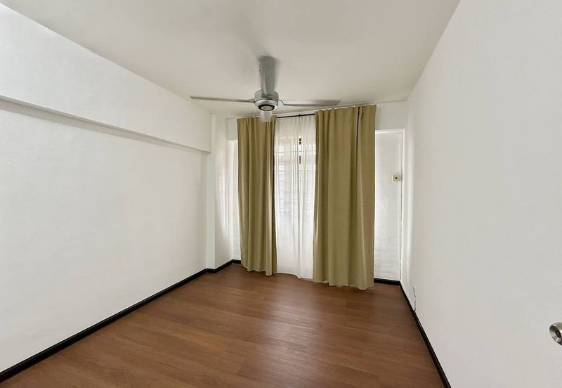 Dahlia Apartment, Pandan Indah