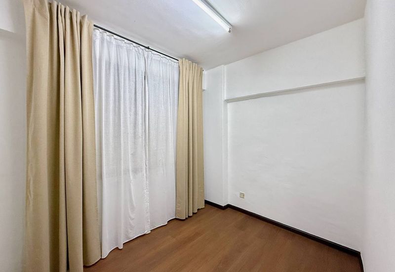 Dahlia Apartment, Pandan Indah