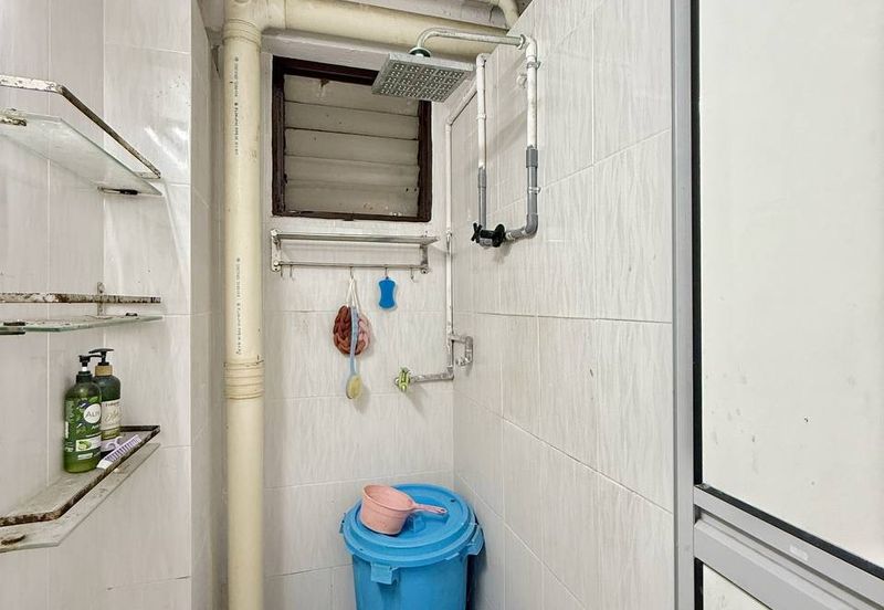 Dahlia Apartment, Pandan Indah