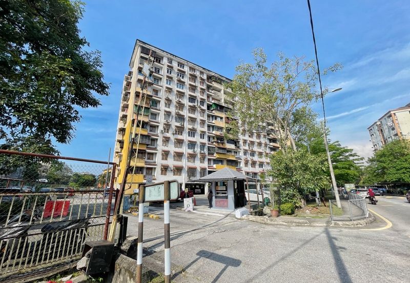 Dahlia Apartment, Pandan Indah