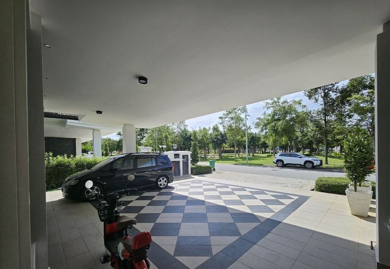 Tenderfields @ Eco Majestic