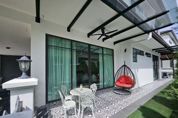 Tenderfields @ Eco Majestic