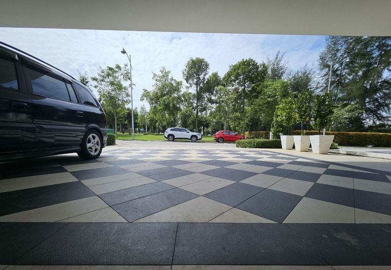 Tenderfields @ Eco Majestic