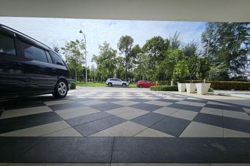 Tenderfields @ Eco Majestic