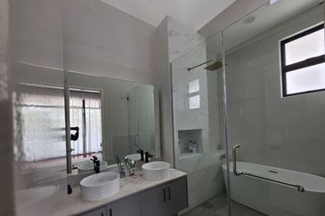 Tenderfields @ Eco Majestic