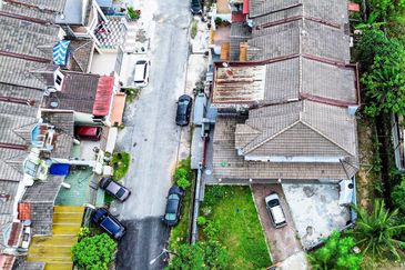 Bandar Country Homes