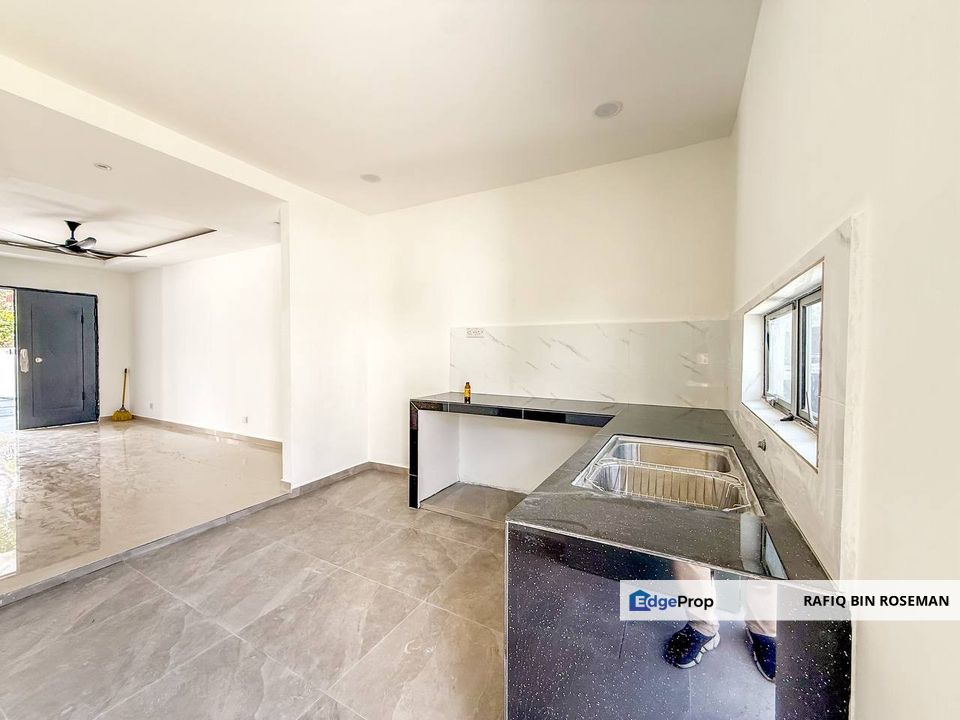 Double Storey Taman Bakawali Bukit Sentosa Rawang, Selangor, Rawang