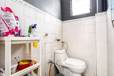 Lorong Naluri Sukma 8/11