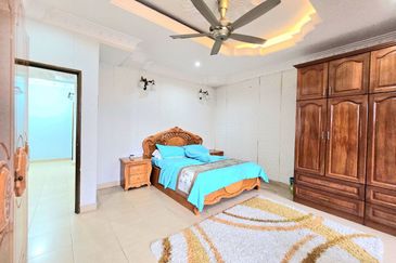 Seksyen 13, Shah Alam