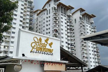 Vista Panorama Condominium