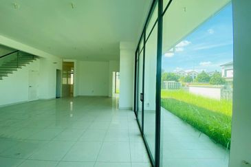 Tenderfields @ Eco Majestic