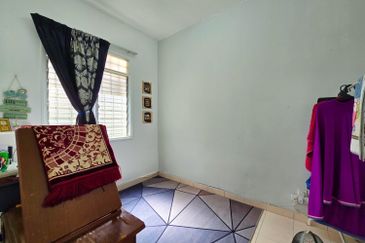 Persiaran Puncak Alam 1 