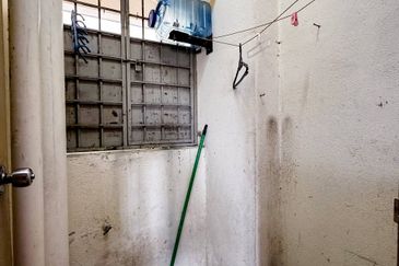 Pangsapuri Teratai @ Taman Anggerik Perdana