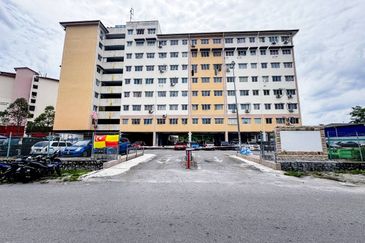 Pangsapuri Teratai @ Taman Anggerik Perdana