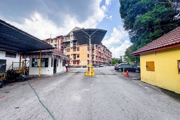 Pangsapuri Kasturi Tiara