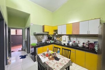 Port Klang (Pelabuhan Klang)