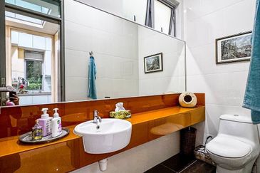 Symphony Hills Schumann