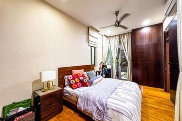 Symphony Hills Schumann