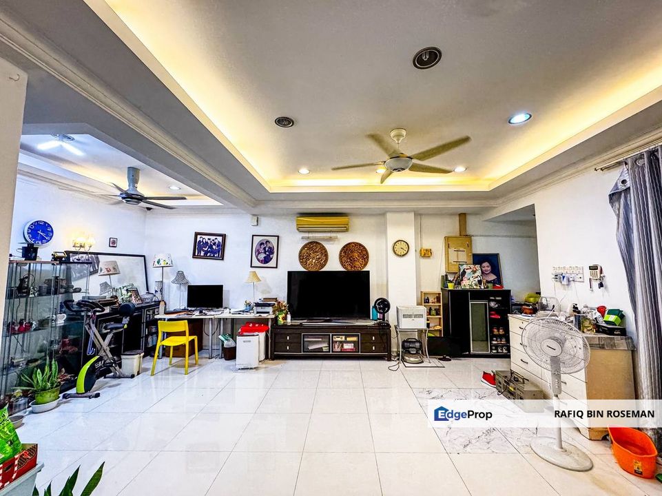 Double Storey Taman Mutiara Indah Puchong, Selangor, Puchong