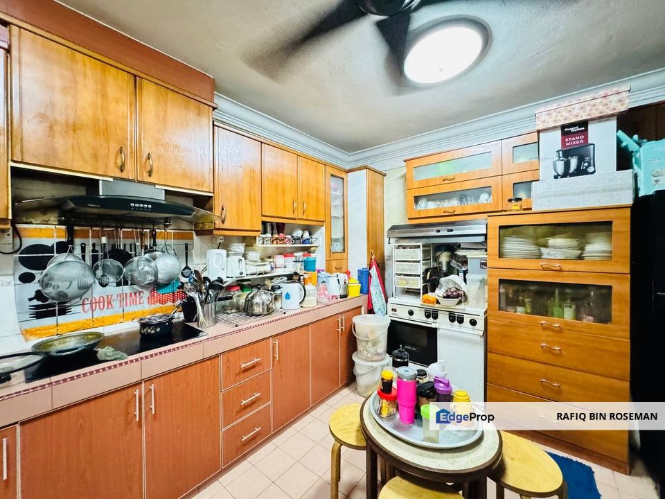 Double Storey Bungalow Kampung Nakhoda Kiri Selayang Batu Caves, Selangor, Batu Caves 