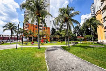 Vista Millennium Condominiums