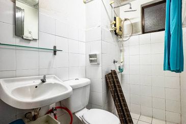 Vista Millennium Condominiums