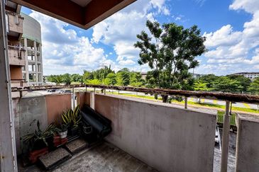 Vista Millennium Condominiums