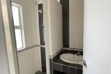 Kampung Sungai Merab Tengah