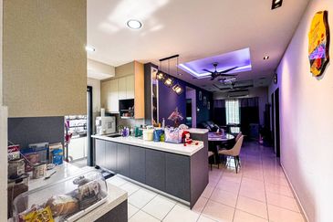 Suria Mewah Residensi