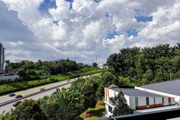 Suria Mewah Residensi