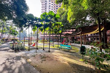 Bayu Tasik Condominium