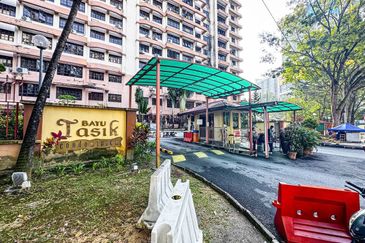 Bayu Tasik Condominium