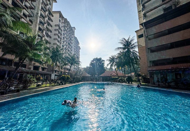Bayu Tasik Condominium