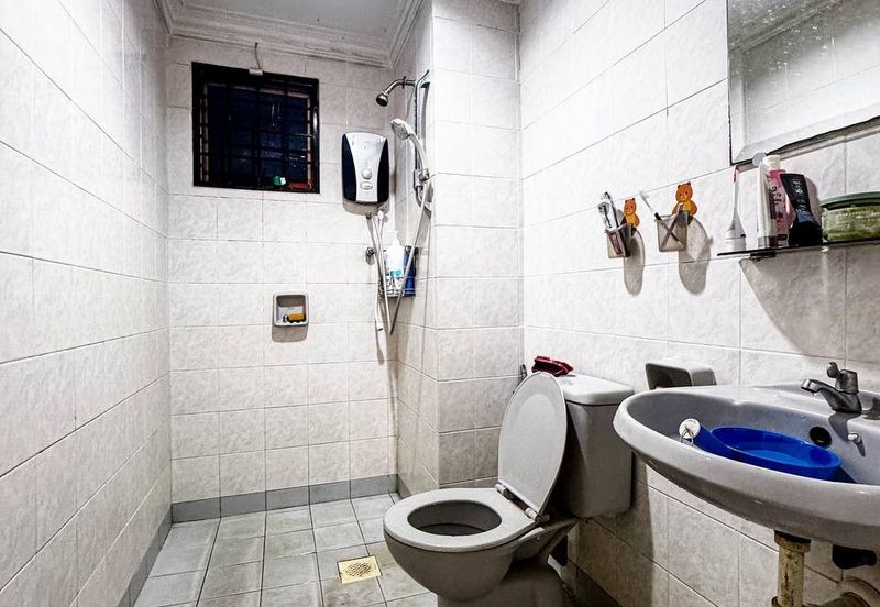 Bayu Tasik Condominium