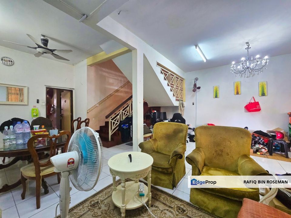 Double Storey Seksyen 4 Bandar Baru Bangi, Selangor, Bangi