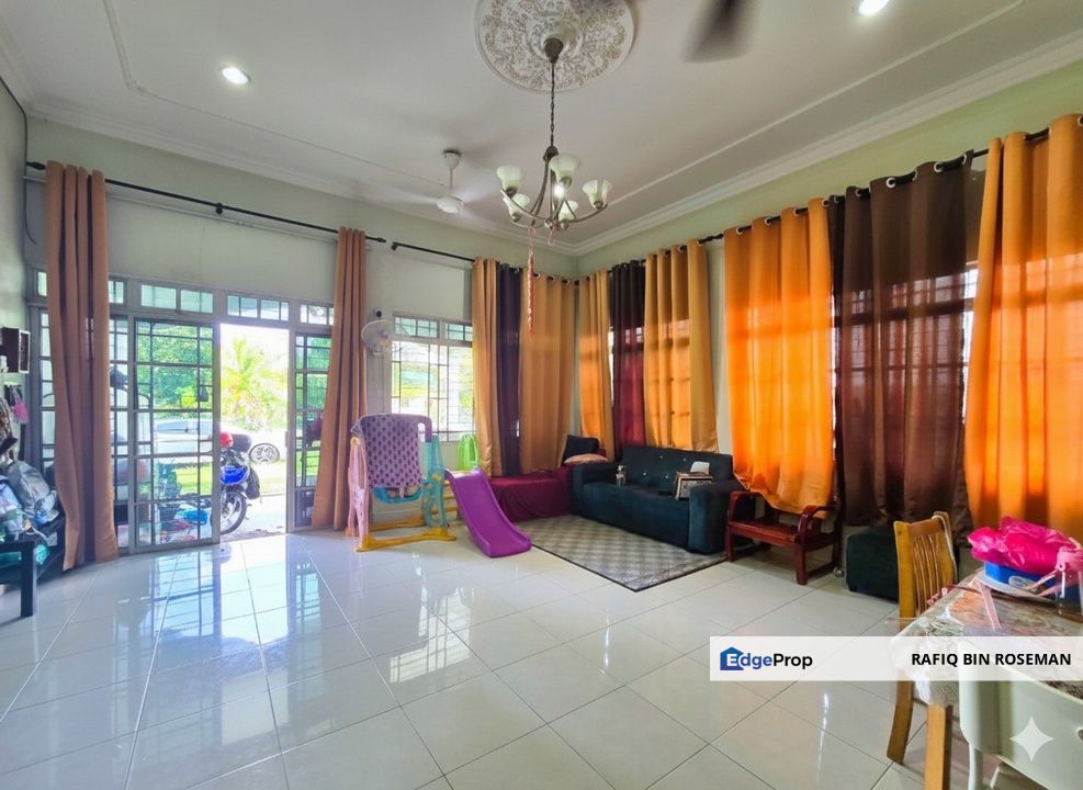 Single Storey Bungalow Kampung Melayu Seri Kundang Rawang, Selangor, Rawang