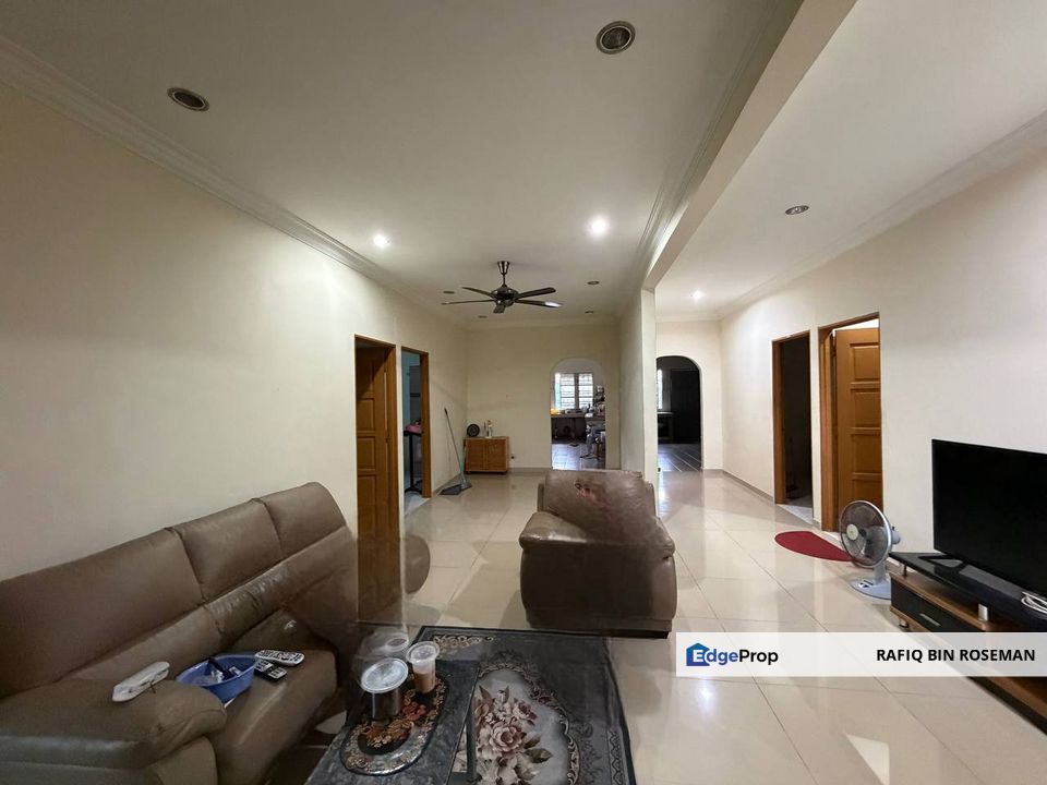 Double Storey Bungalow Kampung Pandan Ampamg Kuala Lumpur, Selangor, Ampang