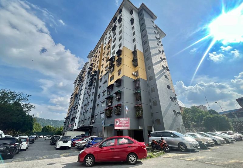 Pangsapuri Seri Intan