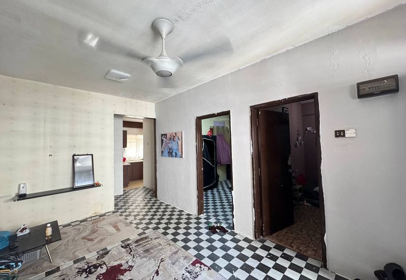 Bandar Tasik Selatan Low Cost Flat