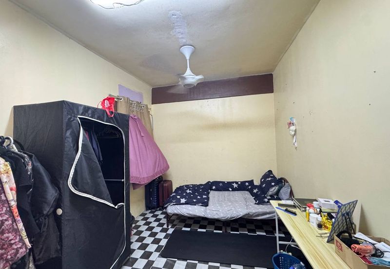 Bandar Tasik Selatan Low Cost Flat