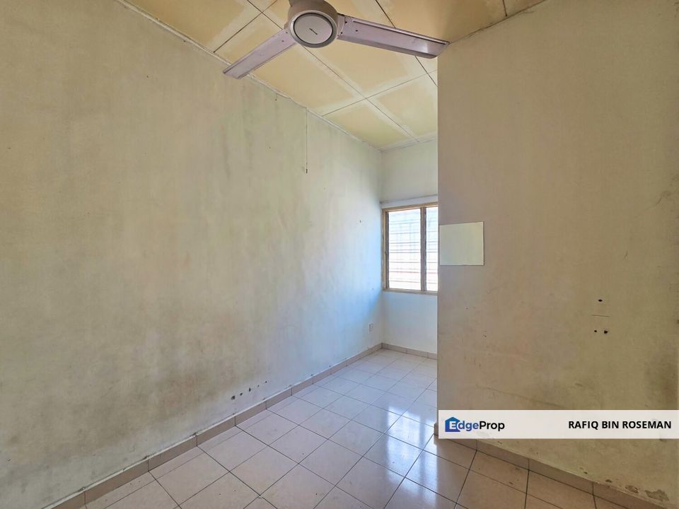 Double Storey Seri Pristana 3 Saujana Utama Sungai Buloh, Selangor, Sungai Buloh